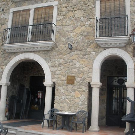 Complejo Penafiel Appartement Zarza La Mayor Buitenkant foto