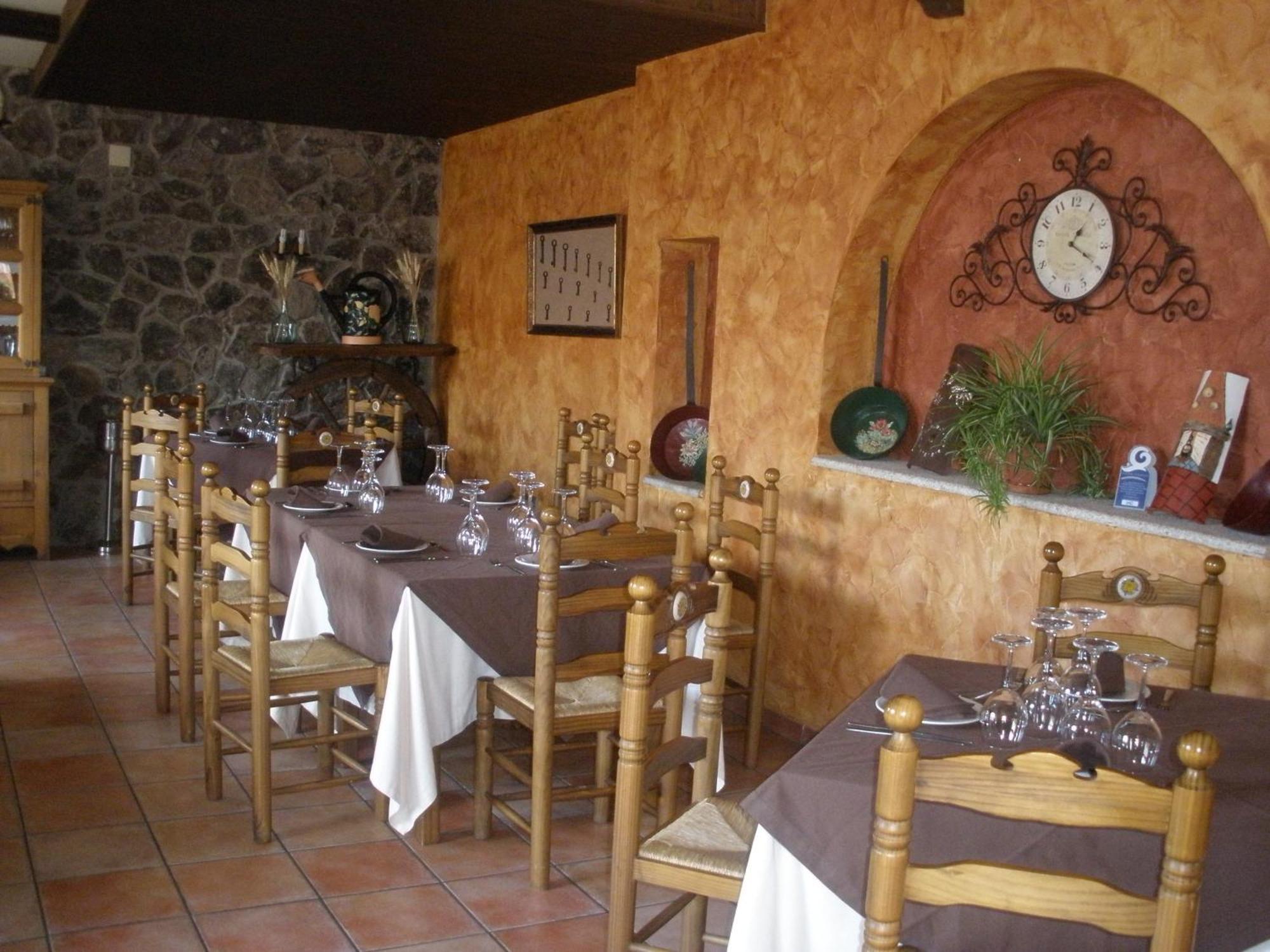 Complejo Penafiel Appartement Zarza La Mayor Buitenkant foto